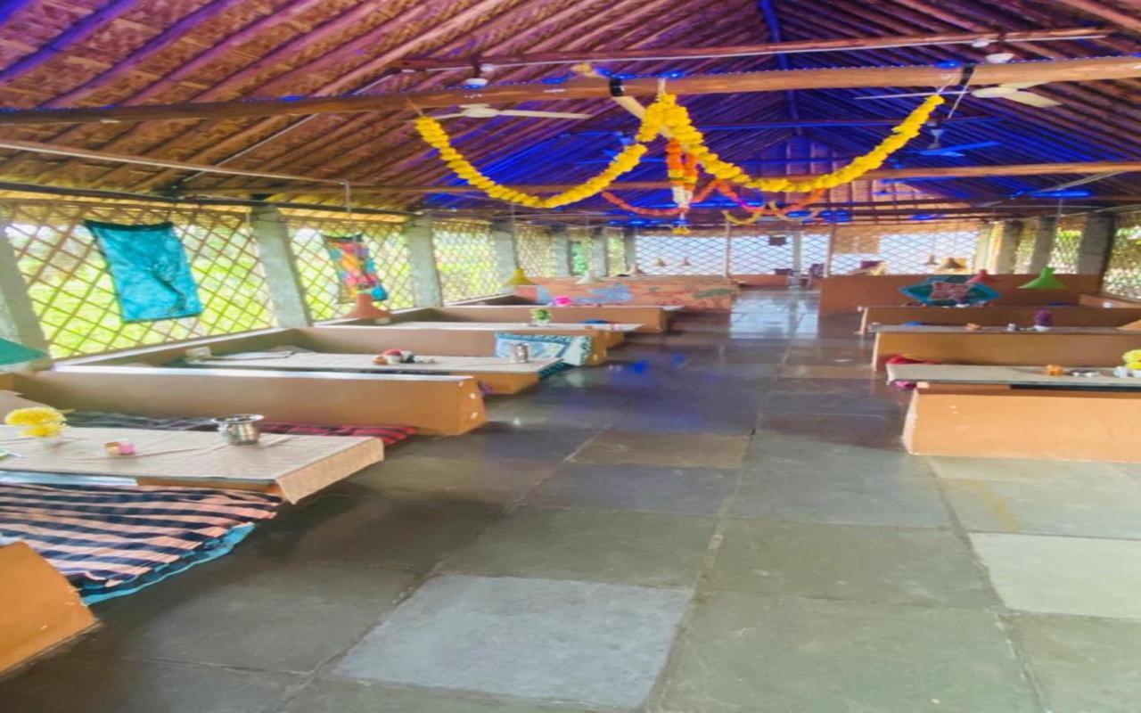 Hotel Megha Resort Hampi Exterior photo