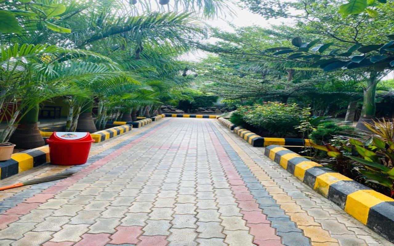 Hotel Megha Resort Hampi Exterior photo